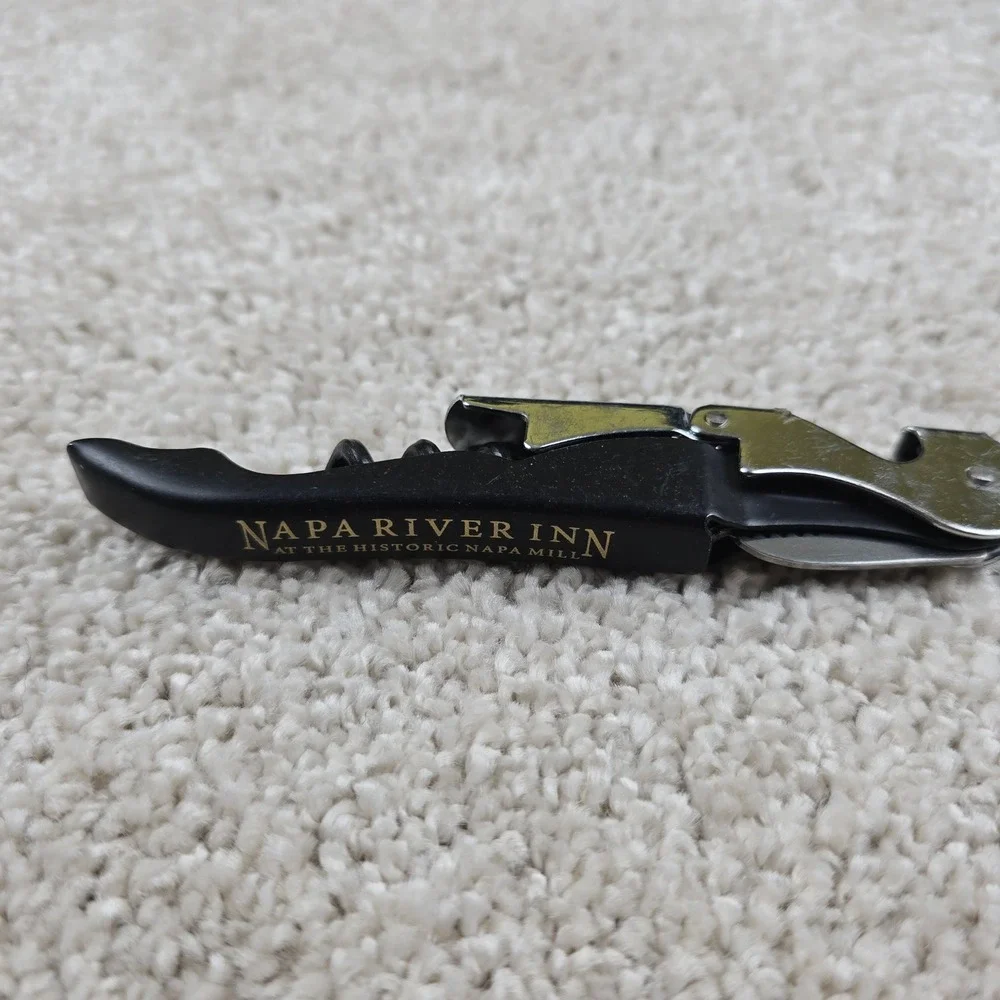 Napa‎ River Inn Wine Opener Black Silver Waiter Corkscrew Foil Cutter Multi-Tool